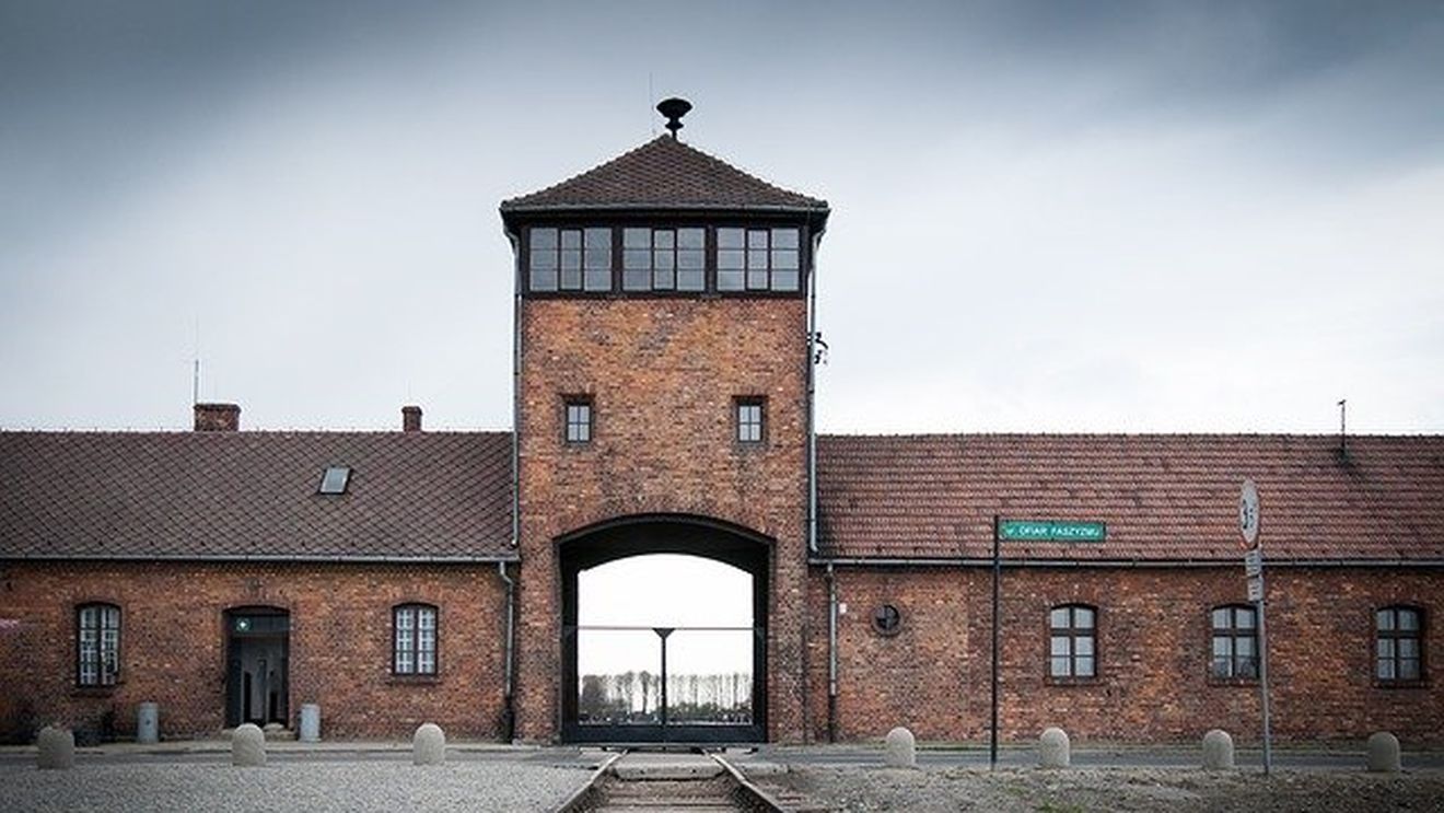 Circa 900 de supravieţuitori ai Holocaustului au murit de COVID-19 în 2020, în Israel