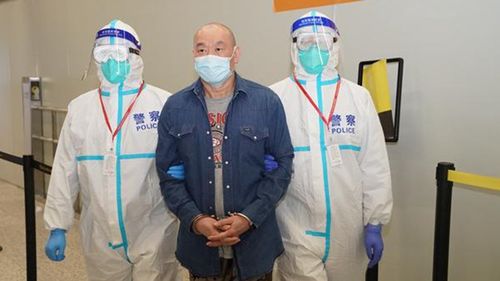 Bancher chinez acuzat de o fraudă cu sute de milioane de euro, extrădat de Statele Unite în China / Autoritățile chineze încercau de 20 de ani să îl readucă în țară