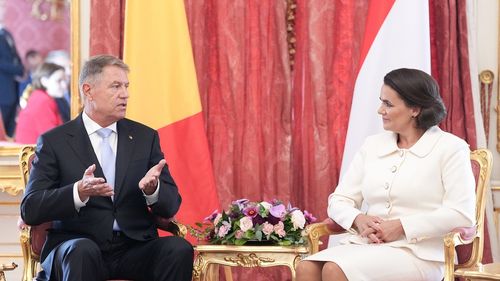 Iohannis, la Budapesta: Cred cu tărie că este absolut necesară evitarea gesturilor unilaterale sau controversate