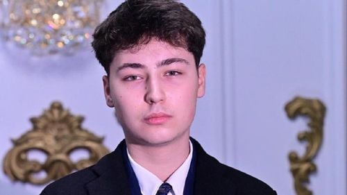 La 17 ani, un elev din Ploiești militează pentru stoparea consumului de droguri: „Am avut prieteni care au murit” / „Nu există drog puternic sau slab. Toate te fac dependent și, într-un final, te distrug”