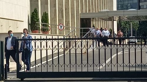 Alți 30 de primari din Bacău, discuții la Guvern cu premierul Cîțu, în plină campanie pentru șefia PNL