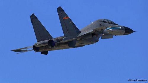Un avion de vânătoare chinez trage cu rachete de iluminare în apropierea unui avion australian în patrulare la Marea Chinei de Sud. Canberra protestează pe lângă Beijing. China acuză Australia de ”încălcarea suveranităţii”