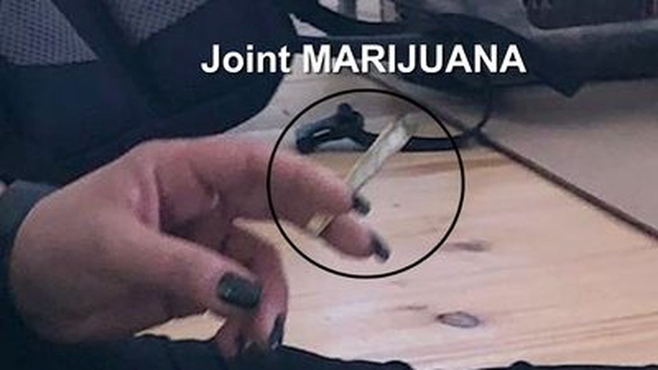 Au găsit jointuri la #Rezist: O nouă ”dezvăluire” anonimă marca Luju - Antena 3 despre ”case conspirative” și ”platforme de propagandă”