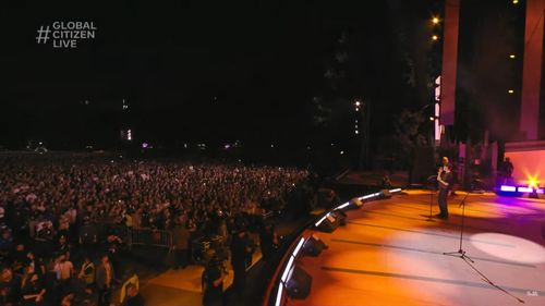 Zeci de vedete, printre care Ed Sheeran, Jennifer Lopez sau Billie Eilish, participă la un festival prin care se urmărește creșterea conștientizării despre schimbările climatice, inegalitatea distribuirii vaccinurilor și foamete