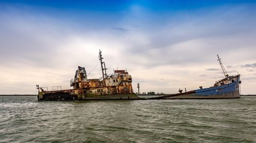 Toate epavele de pe Dunăre vor fi identificate și balizate în cadrul unui proiect de parteneriat public-privat în valoare de 51,6 milioane de lei, cofinanțat de UE / Dezvoltarea sistemului RoSIBEFD a demarat