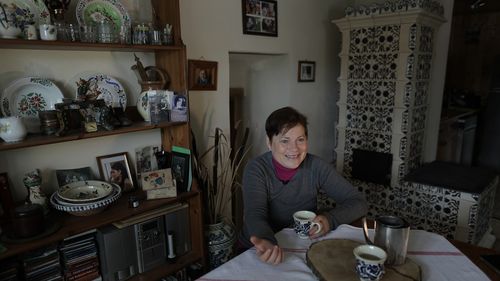 Povestea Carolinei Fernolend, săsoaica ambițioasă care a pus satul Viscri pe harta lumii