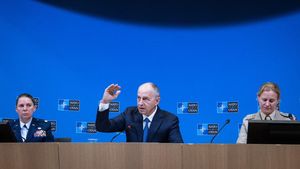 Noul incident cu dronă prăbuşită în România, adus în atenţia NATO la reuniunea miniştrilor apărării de la Bruxelles