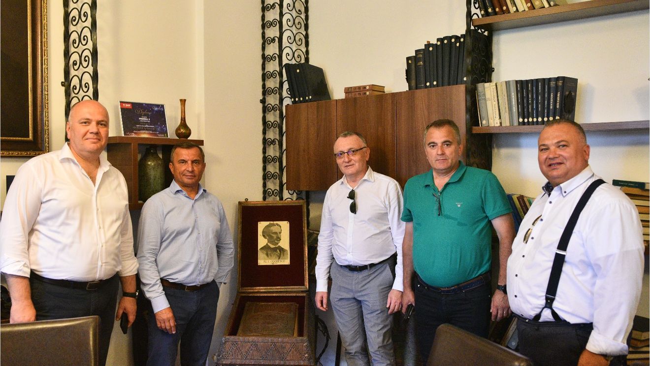 DOCUMENT Rectificarea bugetară de la Educație, între prietenii lui Cîmpeanu. Alocări noi pentru proiecte în doar 3 universități: cea al cărei rector suspendat este ministrul, USAMV Iași care a preluat președinția universităților agronomice și Universitatea din Suceava condusă de fostul ministru Valentin Popa