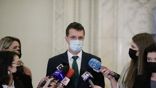 Ionuț Moșteanu: Am trimis o propunere de text a moțiunii lui George Simion/ Miniștrii USRPLUS nu vor participa la ședința de guvern / Vom vedea dacă se confirmă că la vârful PSD se primesc comenzi și din alte părți