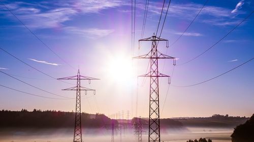 Ministrul Energiei: Am stabilit două obiective foarte simple şi foarte clare, ca România din importator net de energie să se transforme în exportator de energie şi în acelaşi timp preţul de energie să fie sub media UE