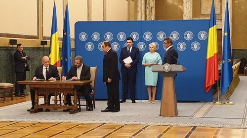 Proiecte de peste un miliard și jumătate de lei, semnate la Guvern. Printre ele, primul lot din autostrada Sibiu - Pitești