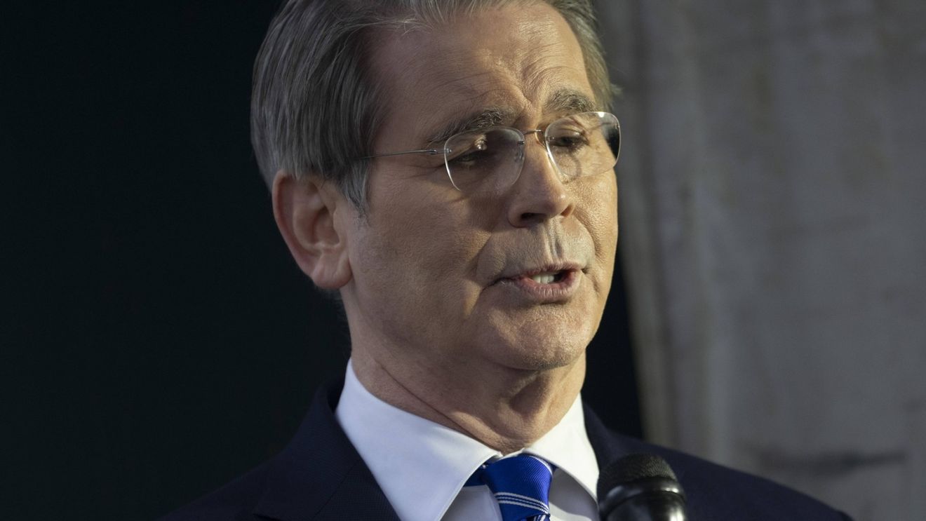 SUA nu va impune tarife Chinei pentru petrolul rusesc, cu excepţia cazului în care Europa face primul pas, afirmă secretarul Trezoreriei