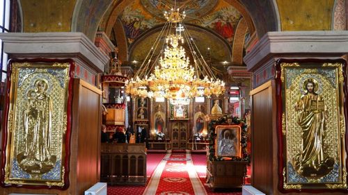 Recensământ: Biserica Ortodoxă a pierdut 2,3 milioane de credincioși într-un deceniu. A crescut ponderea penticostalilor. Aproape 1% din populație - atei