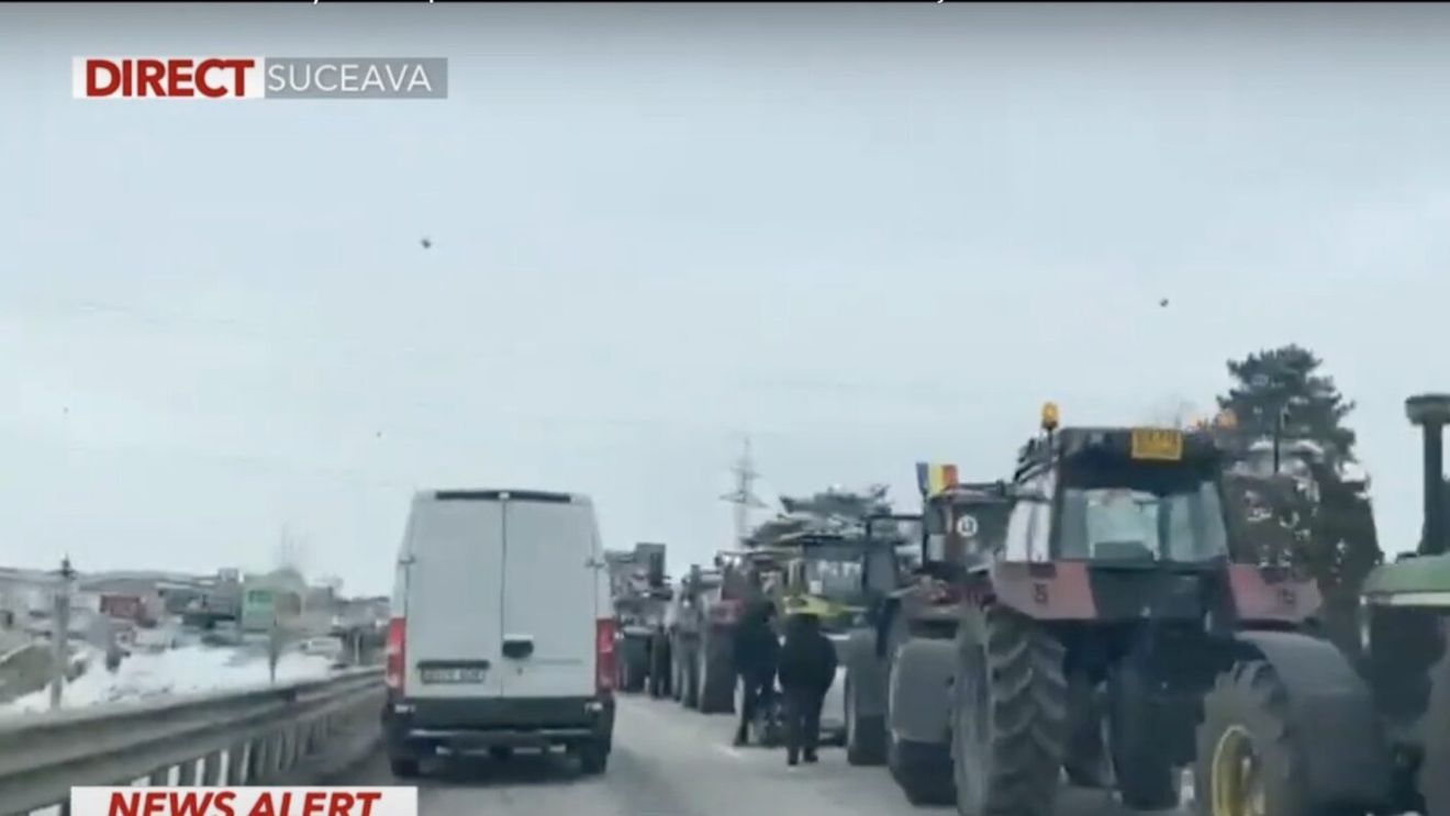 Fermierii și transportatorii au blocat și drumurile care duc spre vămile Albița, Nădlac și Siret