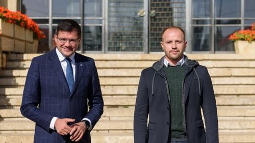 Iași: Deputat al Forței Drepte, plângere împotriva primarului Chirică pentru refuzul acordării unui spațiu pentru birou parlamentar