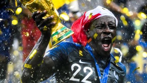 Jucătorul lui Manchaster City, Benjamin Mendy, neagă cele opt acuzații de viol / Presupusele sale infracțiuni se întind pe perioada octombrie 2018 – august 2021 / Procesul este estimat să dureze 3 luni