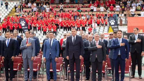 VIDEO Clubul Sportiv Dinamo, aniversare pe stadionul din Ștefan cel Mare / Ivan Patzaichin, omagiat prin intermediul fiicei sale