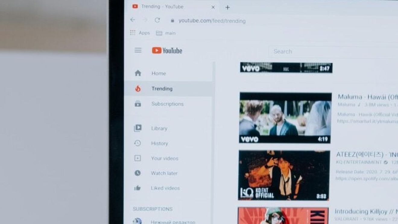 YouTube a modificat cu AI videoclipuri fără acordul creatorilor