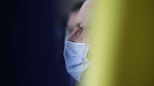 Camera Deputaţilor dezbate luni moţiunea simplă a USR împotriva ministrului Educaţiei / ”Cîmpeanu are corigenţe pe linie la toate materiile din portofoliul Ministerului”