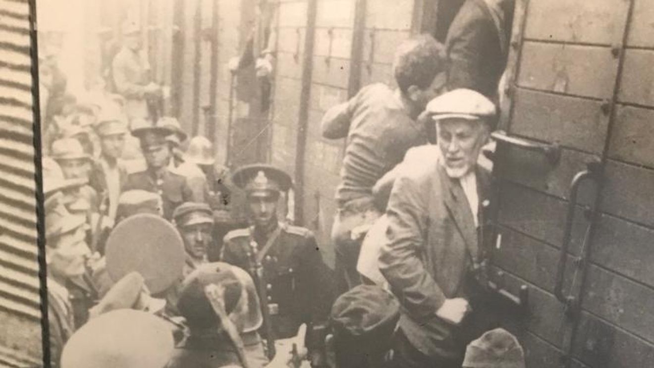 Cum au scăpat evreii de Holocaust pe ruta bulgară, într-o expoziție documentară la Ambasada Bulgariei în Londra