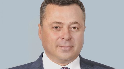 Un deputat regional milionar din Rusia a ucis „din greșeală” un om, pretinzând că l-a confundat cu un urs