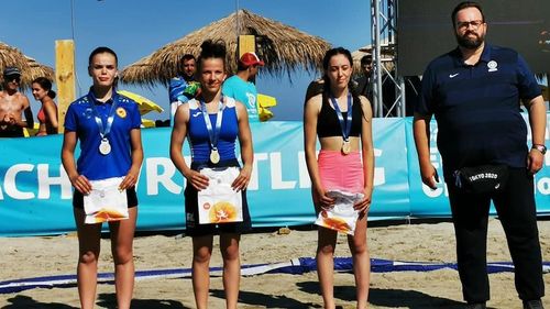 Medalii pentru România la Campionatele Europene de Lupte pe Plajă / Ana Maria Rotaru a devenit campioană europeană la U17