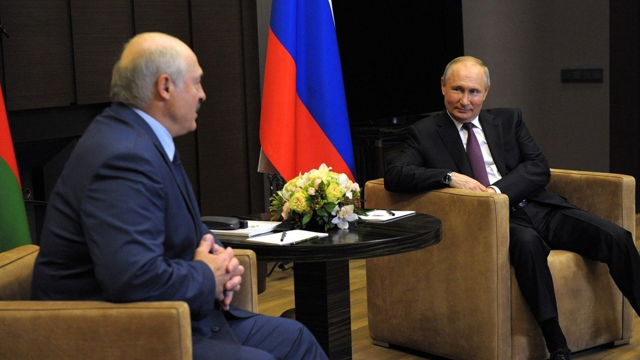 Belarus va cumpara din Rusia armament în valoare de peste un miliard de dolari