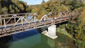 Rusia și Coreea de Nord inaugurează primul lor pod rutier / Circulația va fi deschisă în această vară