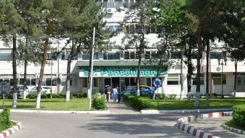 Percheziții la medici, asistente și infirmiere din Spitalul Județean Focșani, după ce o tânără de 17 ani a murit după 4 operații de cezariană