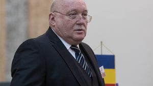 „Sabotorii” de la CCR nu se lasă: Cristian Deliorga a solicitat concediu de odihnă, inclusiv în ziua pentru care s-a amânat decizia privind pensiile speciale, în speranța că blochează din nou decizia