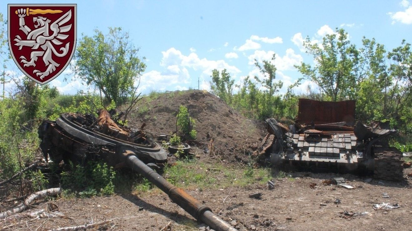12 tancuri rusești, distruse de parașutiștii ucraineni (armata ucraineană)