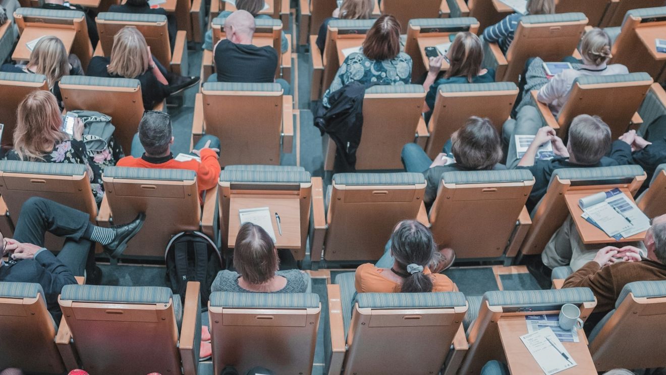 Lucrările de licență de la Drept, Universitatea Babeș-Bolyai din Cluj, au fost eliminate. Decanul Șerban Diaconescu: Eliminarea a fost făcută la cererea studenților. Există și o nefericită exagerare la verificarea lucrărilor prin programe de anti-plagiat