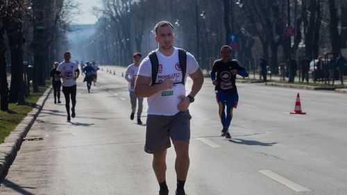 Traficul rutier va fi restricționat în zona Arcul de Triumf din Capitală și opt linii de autobuz vor fi deviate, duminică, pentru evenimentul caritabil de alergare „Hope Run”