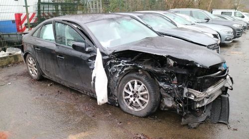 Mafia epavelor auto: sute de mașini cu daună totală sunt reparate și vândute ca ”impecabile”