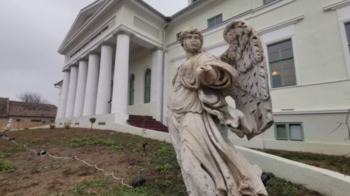 Conacul Mocioni primește din nou oaspeți de Crăciun, într-un restaurat realizat din fonduri norvegiene 