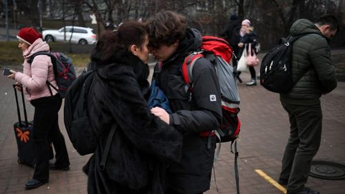 Un număr de 2046 de studenți străini sunt blocați în acest moment în Ucraina, anunță vicepremierul Iryna Vereshchuk: „Rusia ține ostatici studenții străini, blocându-le evacuarea”