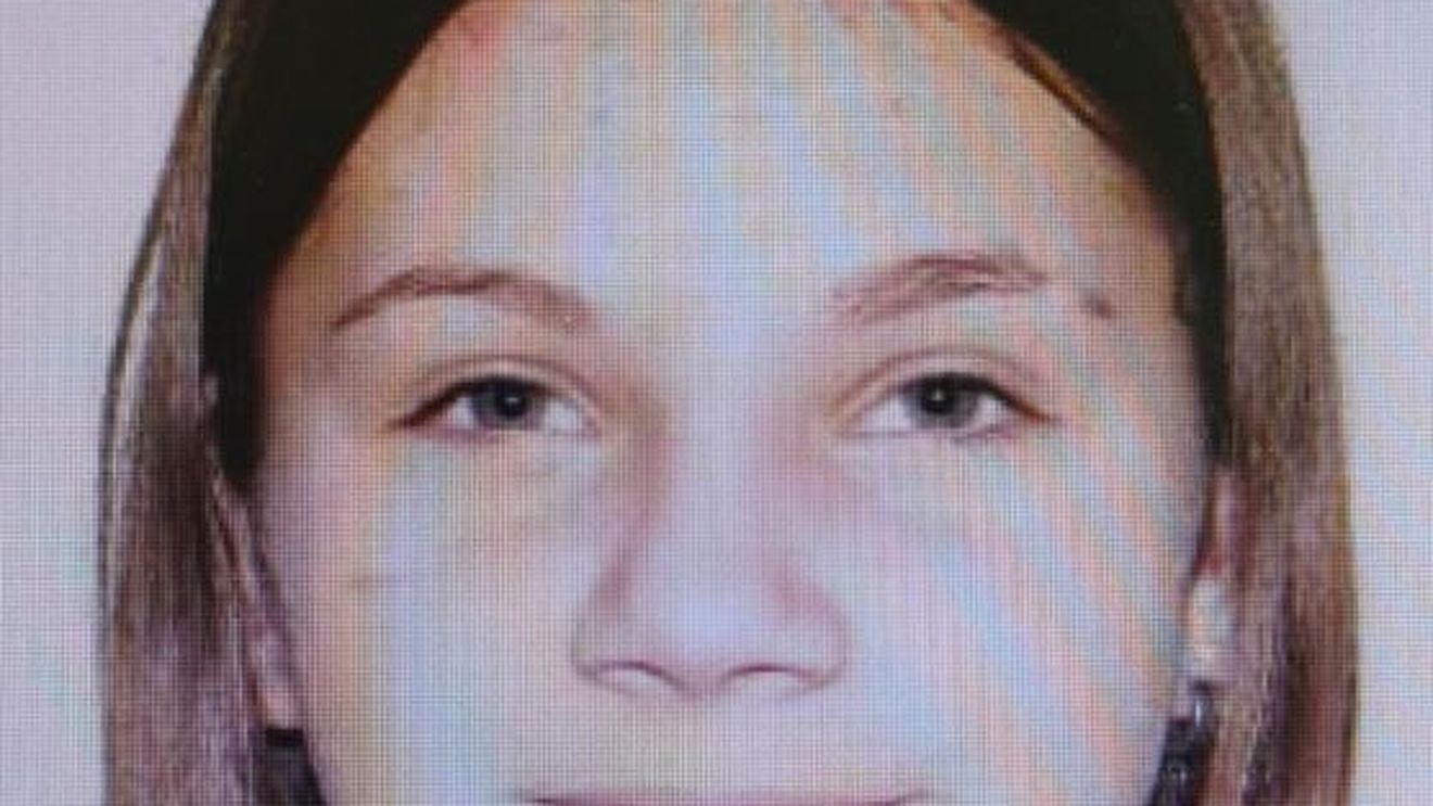 O fetiţă de 14 ani a dispărut în cursul nopţii de sâmbătă spre duminică, informează IPJ Botoșani