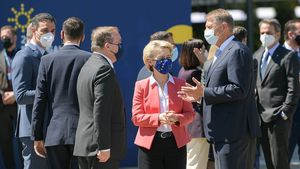 Klaus Iohannis a susținut, la summitul de la Porto, că este important să fie contracarate acțiunile de dezinformare care riscă să sporească gradul de neîncredere în vaccinuri