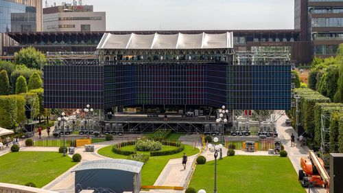 Festivalul Digital Throne adună la Iași 700 de jucători din întreaga lume / Deschiderea evenimentului: drone, 3D mapping și artificii