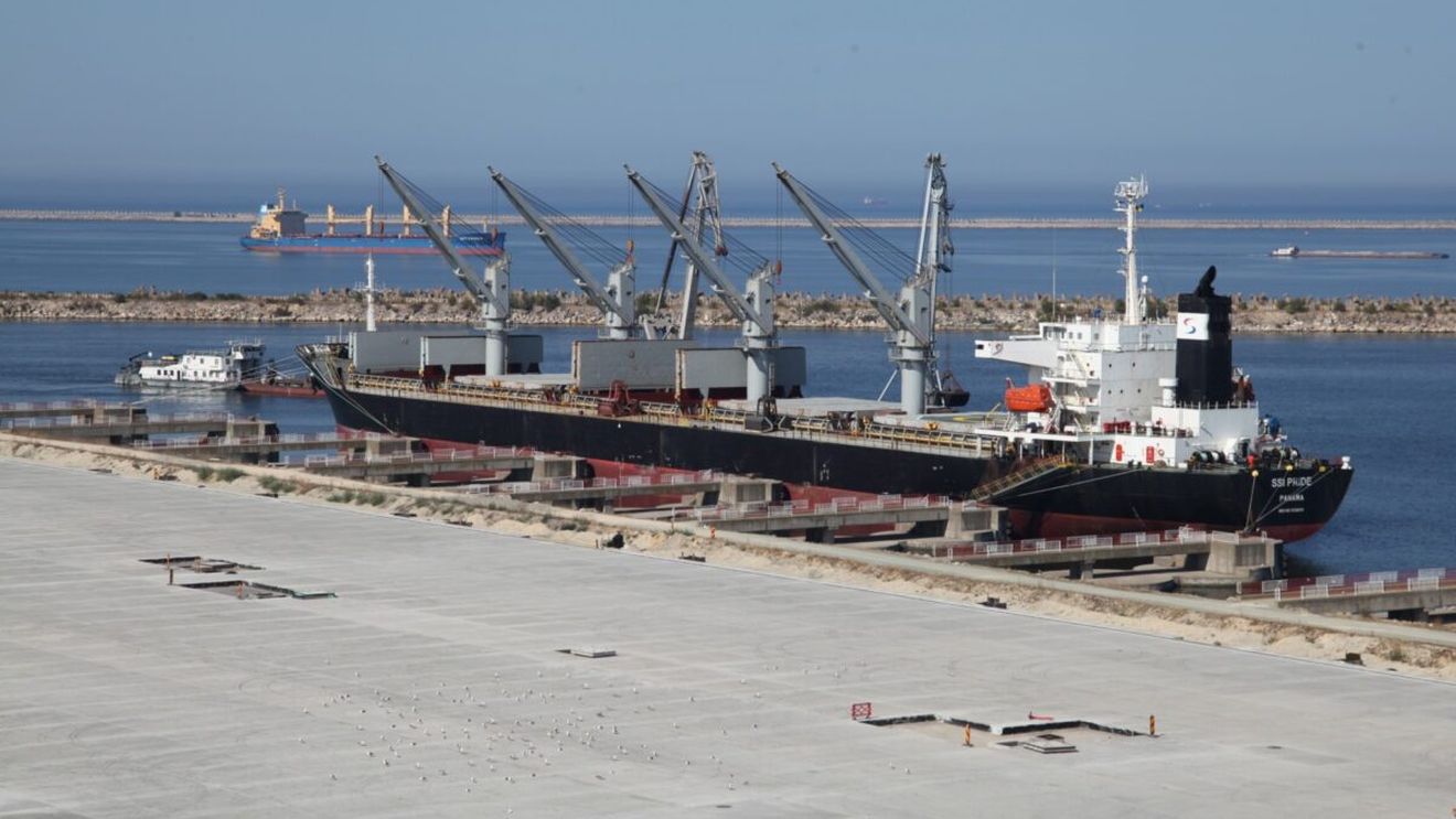 INTERVIU Florin Vizan, directorul Administrației Portului Constanța: În 2023 au intrat în port 385.200 de camioane / Am lansat o aplicație IT pilot, care să rezolve problema cozilor