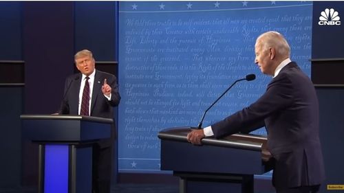 Trump anunţă că pune în vânzare bucăţi din costumul purtat la dezbaterea cu Biden