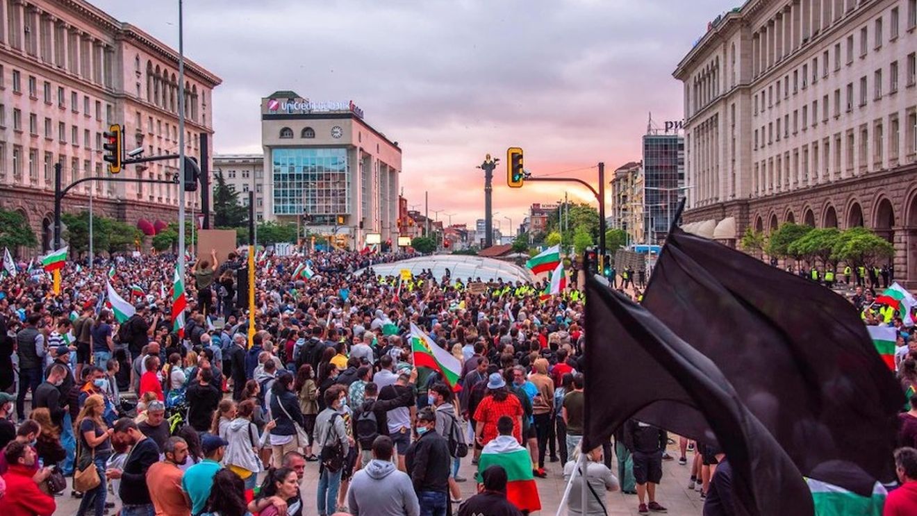 Mii de persoane au manifestat în Bulgaria contra proiectului de buget pentru 2026