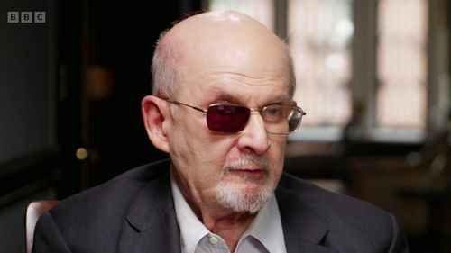 Salman Rushdie: Trăim în „epoca neruşinării”