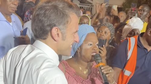 VIDEO Macron, dialog furios cu locuitorii din insulele Mayotte, devastate de ciclonul Chido: "Dacă nu ar fi fost Franța, ați fi fost de 10.000 de ori mai mult în rahat”