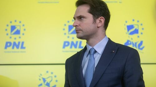Burduja spune că nu înţelege candidatura lui Nicuşor Dan: Cu cât va fi mai fragmentat votul în zona normalităţii, cu atât mai mare este riscul ca un candidat din zona extremistă să câştige / Candidaţi pro-europeni să nu se atace între ei