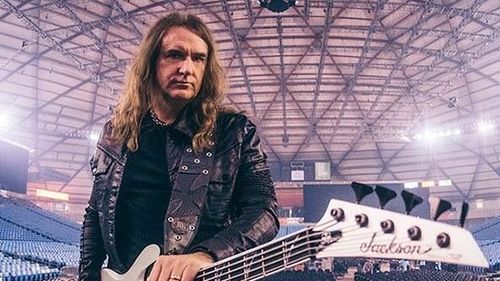Basistul David Ellefson a fost dat afară din Megadeth după ce a fost acuzat de ”comportament sexual neadecvat”