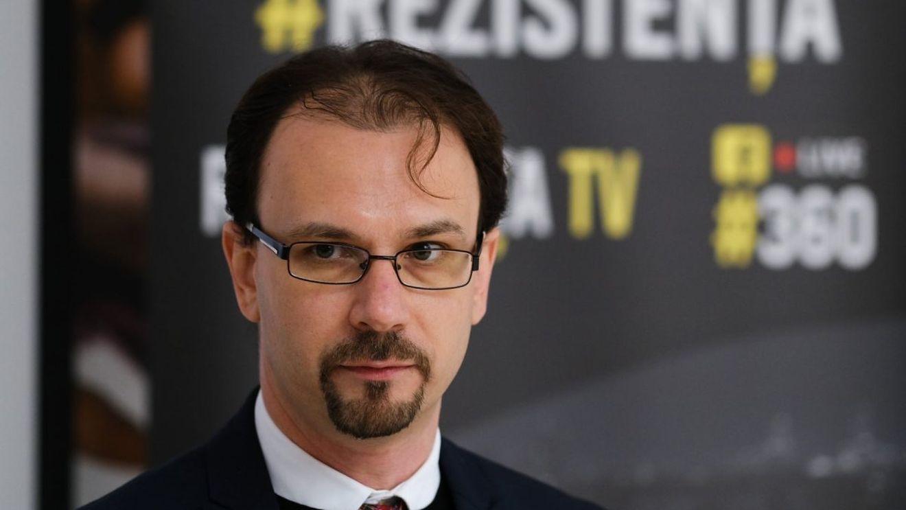 Primarul Ploieștiului se căsătorește / E al treilea primar consecutiv al municipiului care se însoară în timpul mandatului