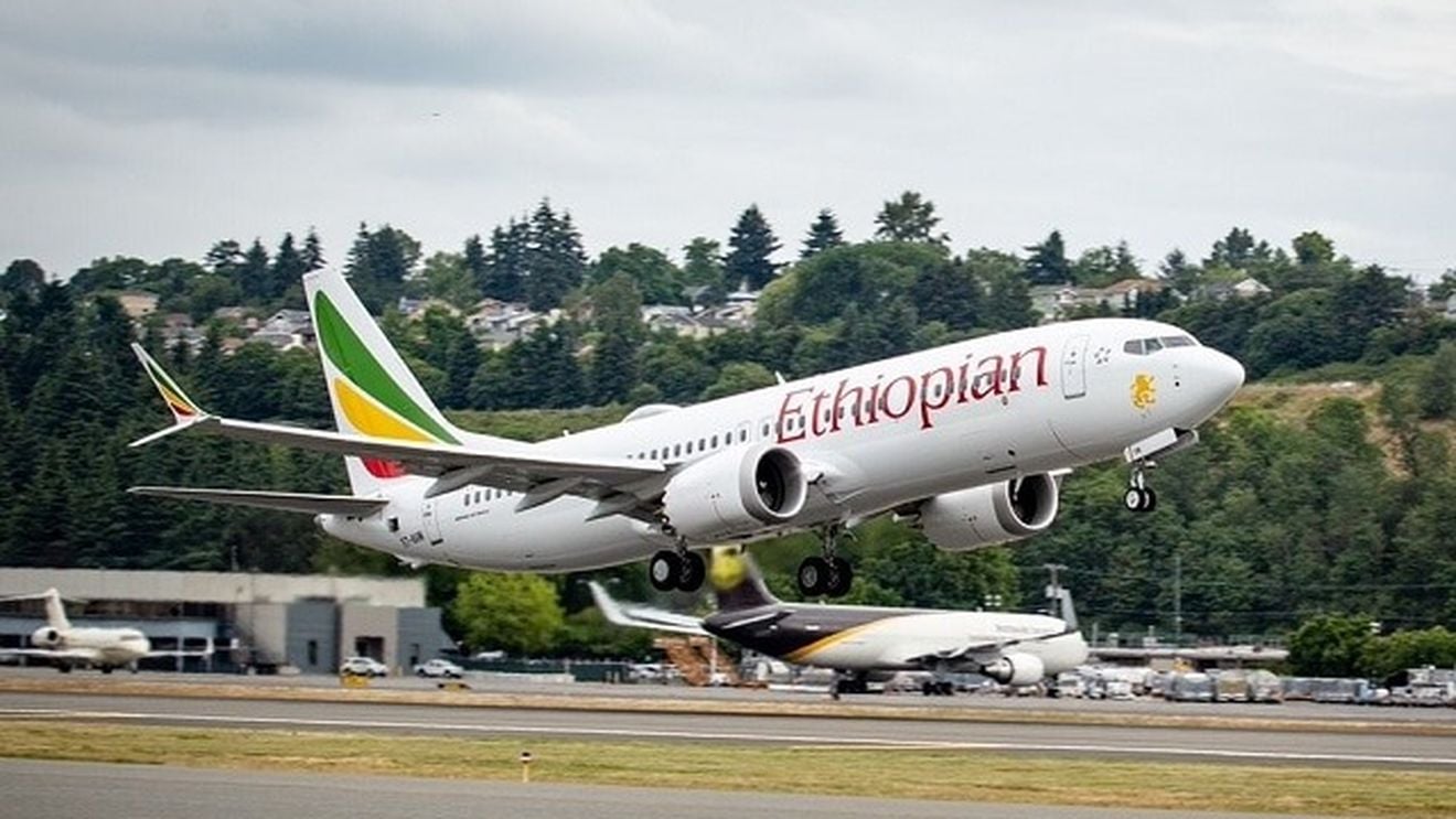 Piloți italieni: Am pilotat acest tip Boeing și m-am simțit nesigur/ Am avut senzaţia clară că avionul îmi scăpa din mână/ Trump a anunţat că toate avioanele Boeing 737 MAX vor fi oprite la sol în SUA