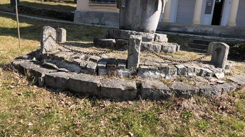 FOTO: Castelul „Goga” din Ciucea, Cluj, arată deplorabil. Se cere unificarea tututor muzeelor din județul Cluj care funcționează în cămări și subsoluri de facultăți