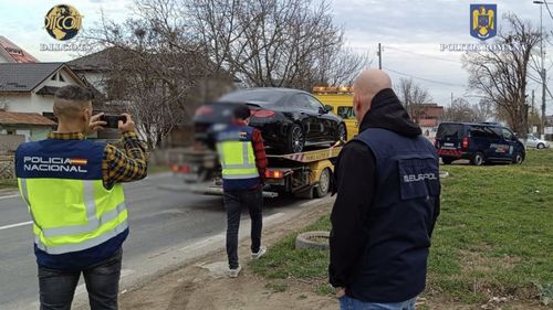 Percheziții în Țăndărei și Spania / Procurorii au dispus sechestru asigurător asupra a 57 de conturi bancare,  7 imobile și 5 autovehicule